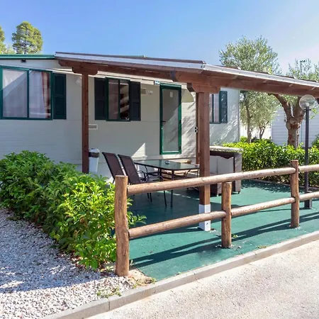 Castello Campsite Neos Marmaras