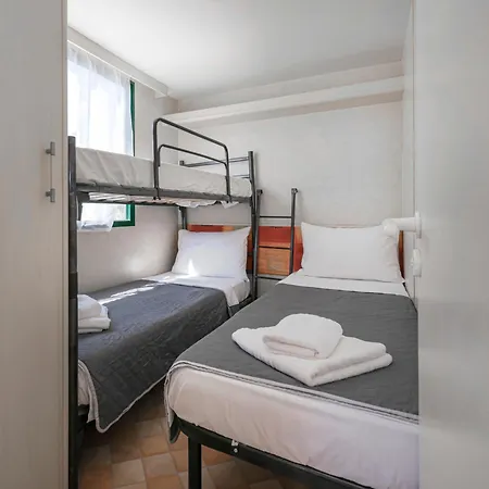 Campsite Castello Neos Marmaras