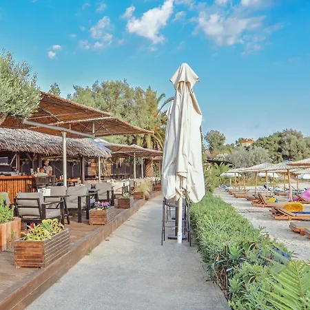 Campsite Castello Neos Marmaras