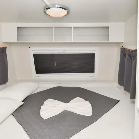 캠프장 Castello 네오스마르마라스